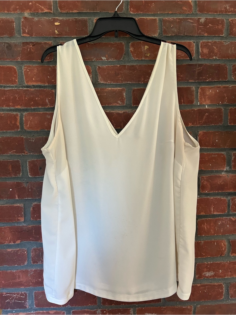 ASOS Cream V-Neck Sleeveless Cami